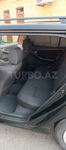 Toyota Corolla 2004, 345,000 km - 1.4 l - Zaqatala