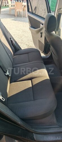 Toyota Corolla 2004, 345,000 km - 1.4 l - Zaqatala