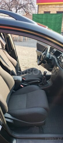Toyota Corolla 2004, 345,000 km - 1.4 l - Zaqatala