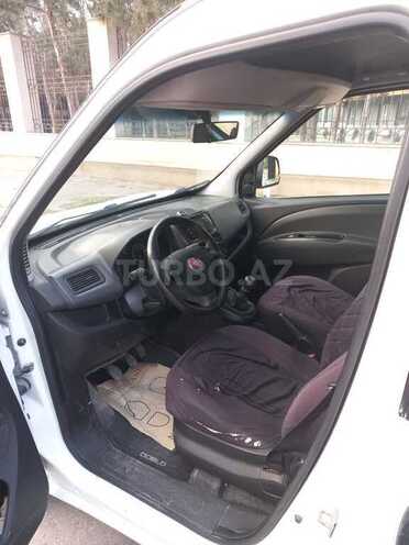 Fiat Doblo 2011, 306,400 km - 1.6 l - Bakı