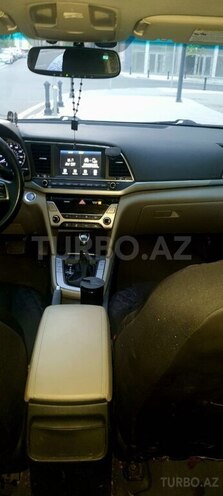 Hyundai Elantra 2017, 103,700 km - 1.6 l - Bakı