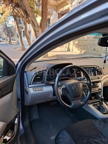 Hyundai Elantra 2017, 103,700 km - 1.6 l - Bakı