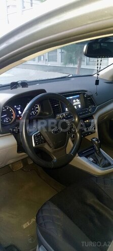 Hyundai Elantra 2017, 103,700 km - 1.6 l - Bakı
