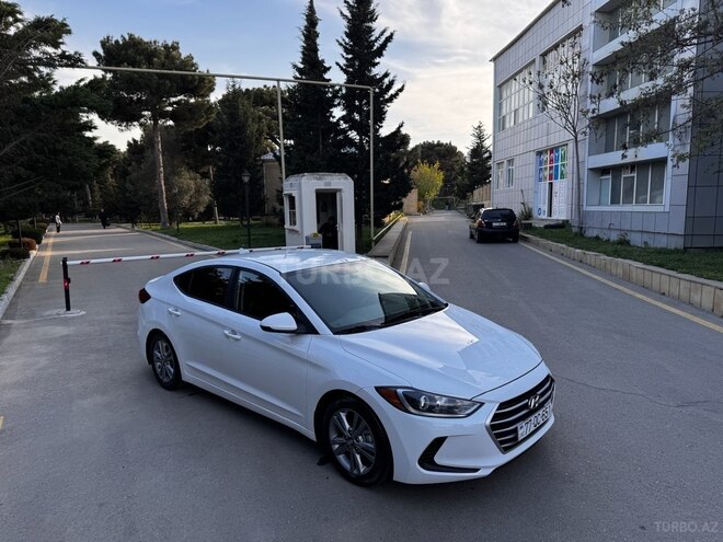 Hyundai Elantra 2017, 130,000 km - 2.0 l - Bakı