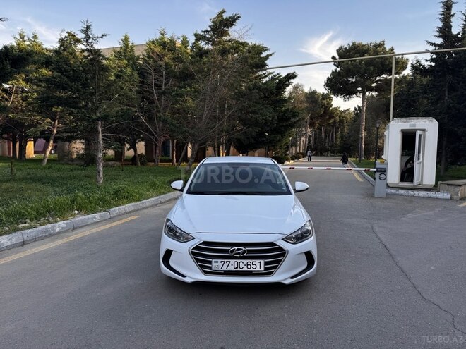 Hyundai Elantra 2017, 130,000 km - 2.0 l - Bakı