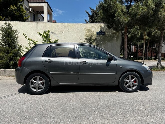 Toyota Corolla 2004, 249,000 km - 1.4 l - Bakı