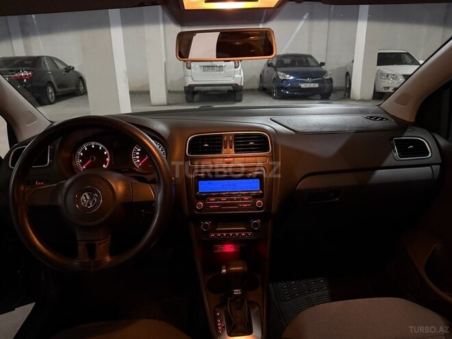 Volkswagen Polo 2010, 184,000 km - 1.4 л - Bakı