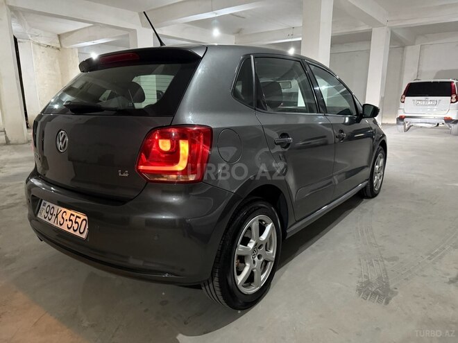Volkswagen Polo 2010, 184,000 km - 1.4 л - Bakı