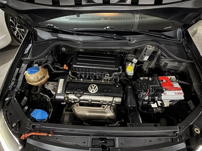 Volkswagen Polo 2010, 184,000 km - 1.4 л - Bakı