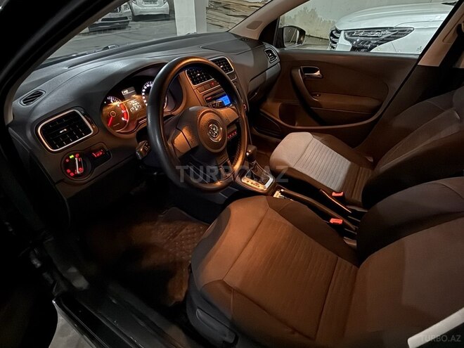 Volkswagen Polo 2010, 184,000 km - 1.4 л - Bakı
