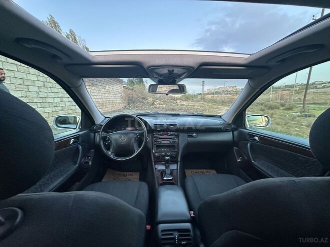 Mercedes C 220 d 2001, 245,245 km - 2.2 l - Bakı