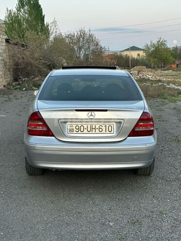 Mercedes C 220 d 2001, 245,245 km - 2.2 l - Bakı