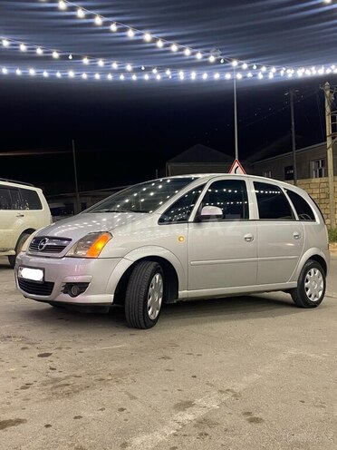 Opel Meriva-2
