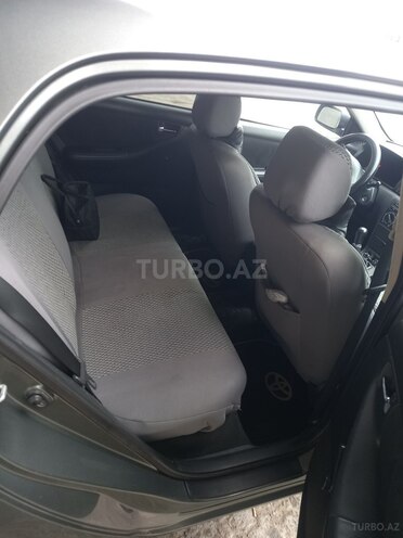 Toyota Corolla 2006, 378,000 km - 1.4 l - Bakı