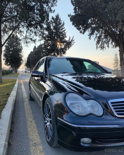 Mercedes C 240 2001, 396,444 km - 2.4 l - Gəncə