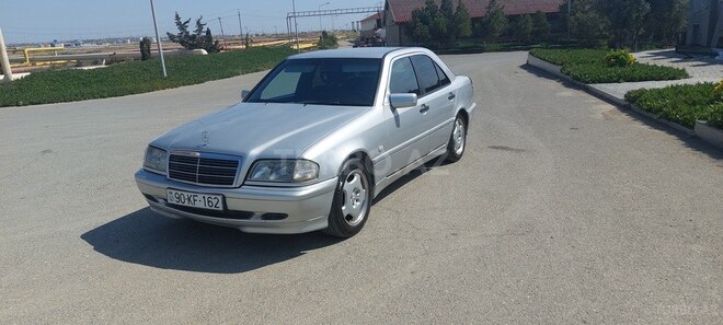 Mercedes C 180 1999, 117,394 km - 1.8 l - Bakı