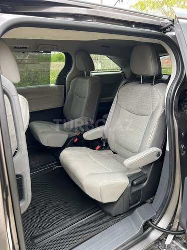 Toyota Sienna 2021, 82,000 km - 2.5 l - Bakı