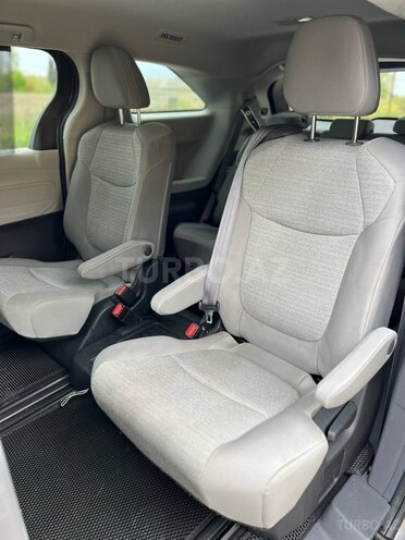 Toyota Sienna 2021, 82,000 km - 2.5 l - Bakı