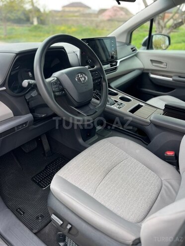 Toyota Sienna 2021, 82,000 km - 2.5 l - Bakı