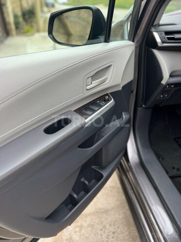 Toyota Sienna 2021, 82,000 km - 2.5 l - Bakı