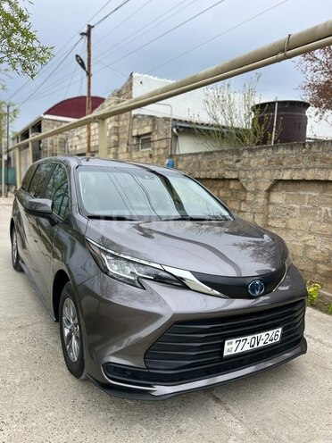 Toyota Sienna 2021, 82,000 km - 2.5 l - Bakı