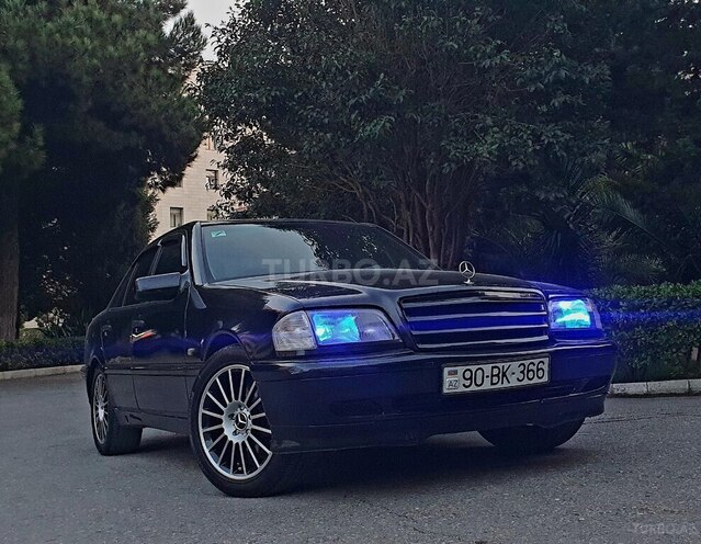 Mercedes C 200 1997, 404,000 km - 2.0 l - Bakı