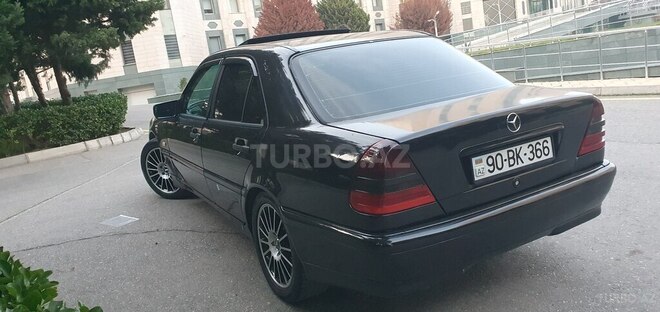 Mercedes C 200 1997, 404,000 km - 2.0 l - Bakı