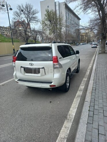 Toyota Land Cruiser Prado 2012, 210,000 km - 2.7 l - Bakı