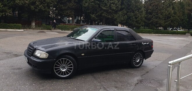 Mercedes C 200 1997, 404,000 km - 2.0 l - Bakı
