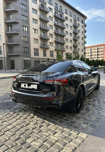 Maserati Ghibli-2
