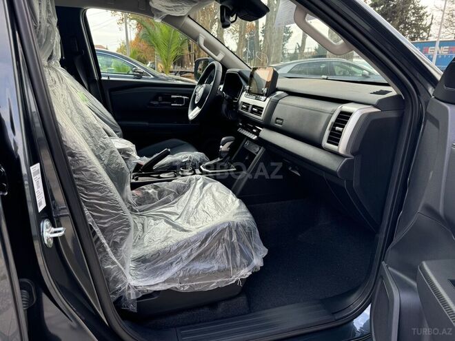 Mitsubishi L200-16