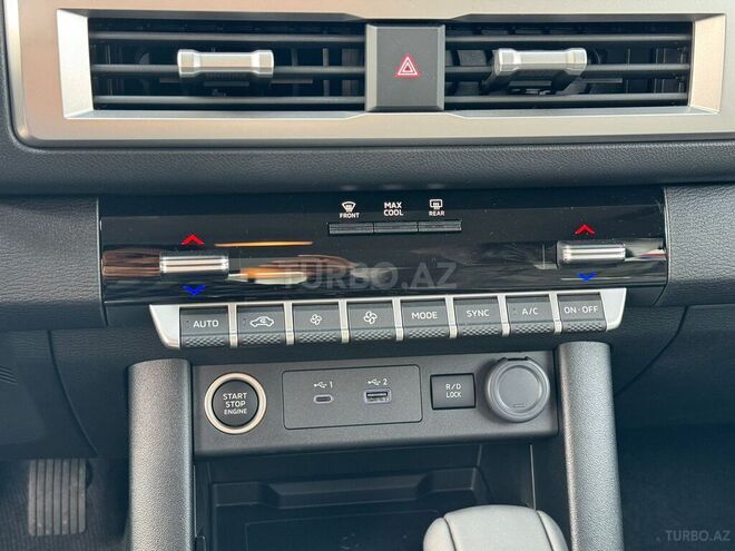 Mitsubishi L200-19