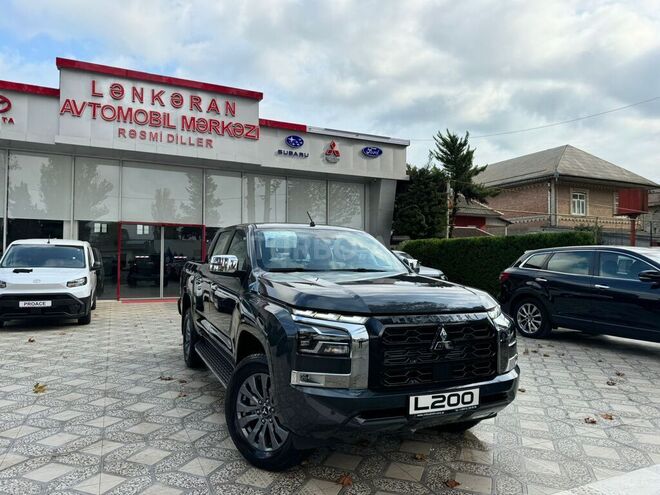 Mitsubishi L200-2