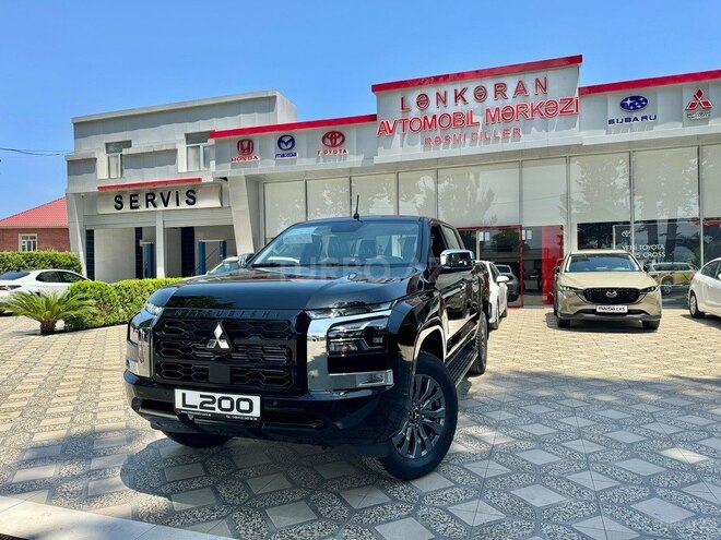 Mitsubishi L200-1