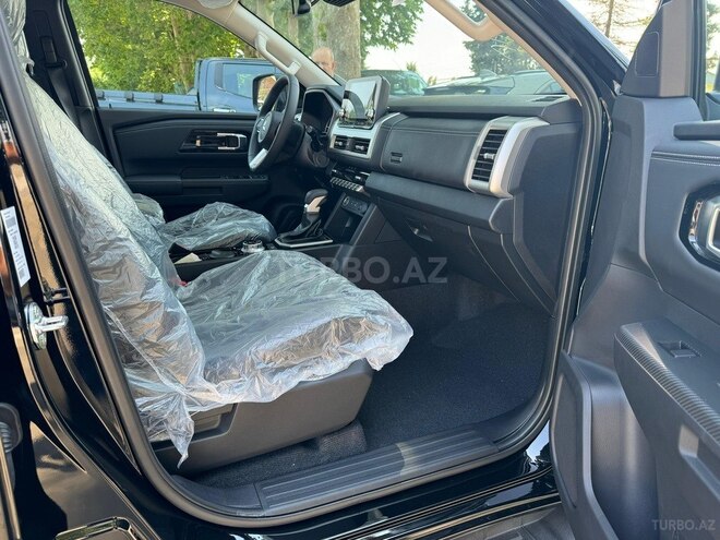Mitsubishi L200-17