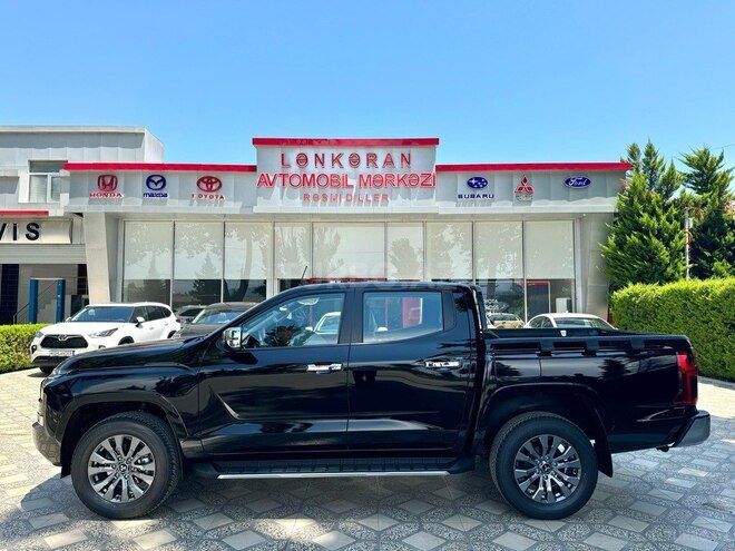 Mitsubishi L200-5