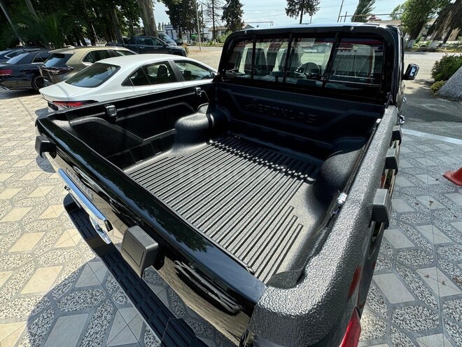 Mitsubishi L200-18
