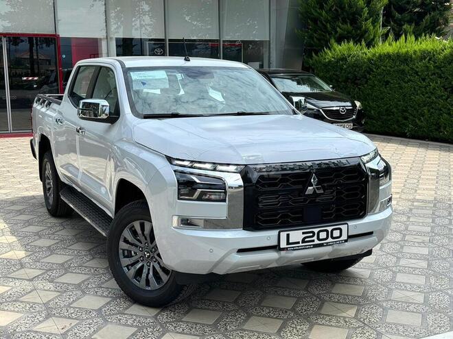 Mitsubishi L200-3