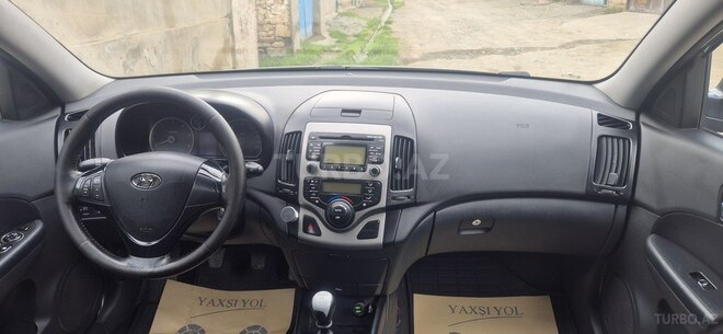 Hyundai i30 2008, 384,000 km - 1.6 l - Gəncə