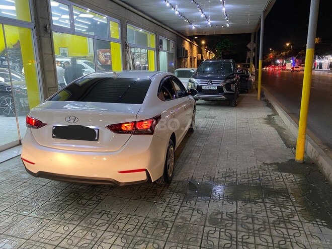 Hyundai Accent 2017, 180,000 km - 1.4 l - Bakı