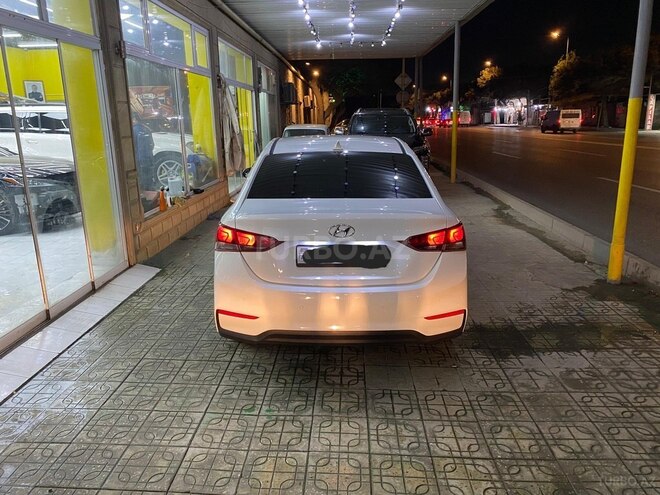 Hyundai Accent 2017, 180,000 km - 1.4 l - Bakı