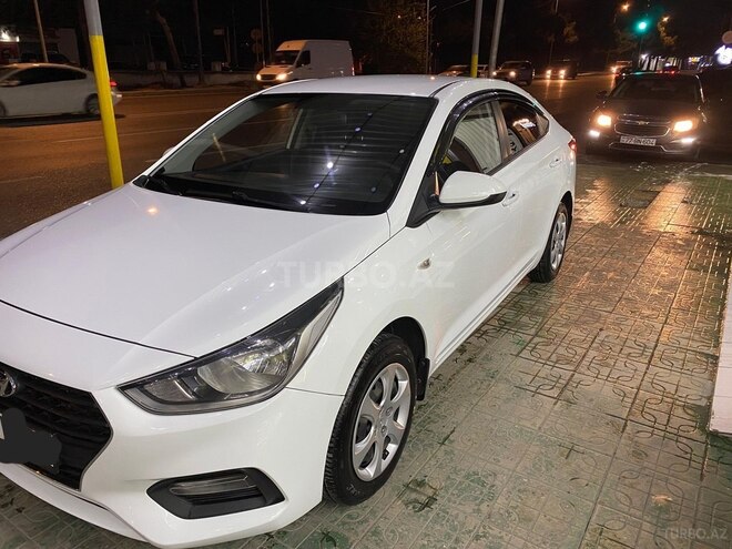 Hyundai Accent 2017, 180,000 km - 1.4 l - Bakı
