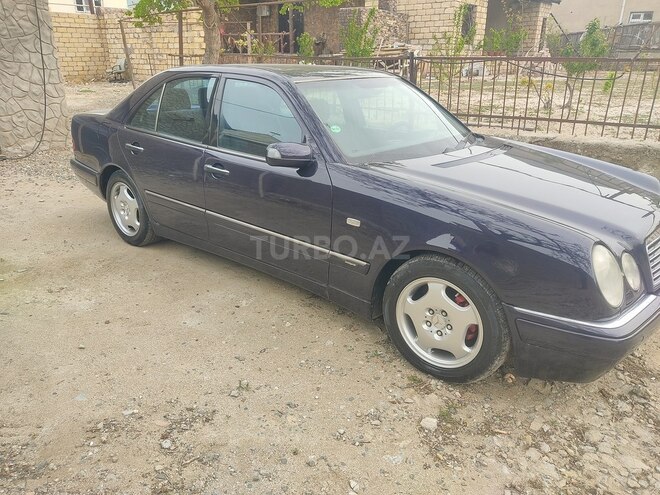 Mercedes E 240 1998, 327,000 km - 2.4 l - Sumqayıt