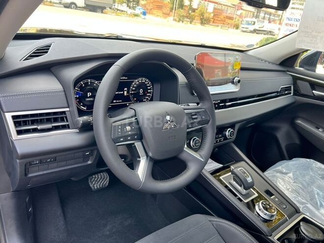 Mitsubishi Outlander 2025, 0 km - 2.4 l - Lənkəran