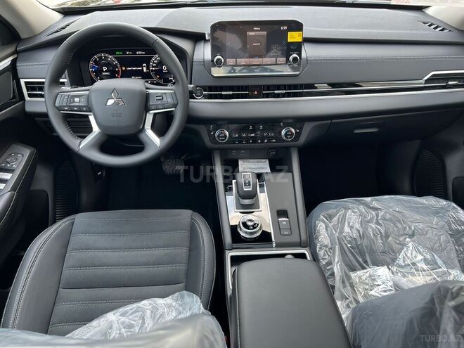 Mitsubishi Outlander 2025, 0 km - 2.4 l - Lənkəran