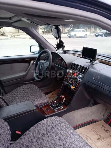 Mercedes C 180 1997, 345,000 km - 1.8 l - Yevlax