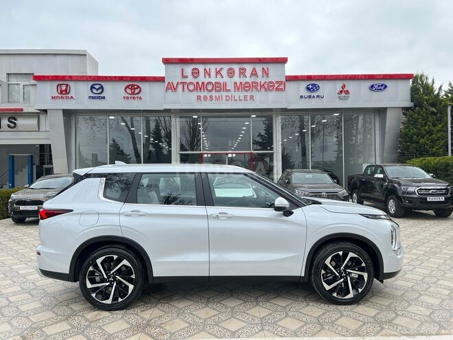 Mitsubishi Outlander 2025, 0 km - 2.4 l - Lənkəran