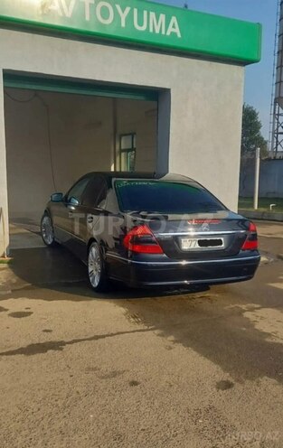 Mercedes E 220 d-9