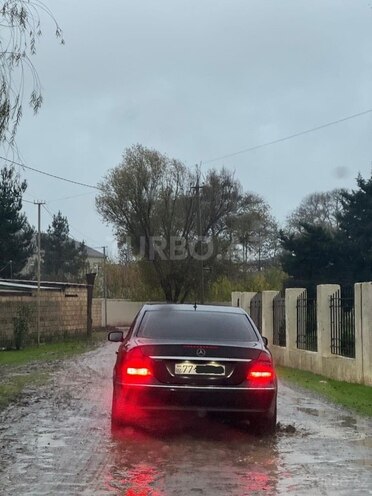 Mercedes E 220 d-10
