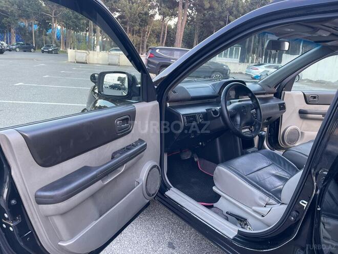 Nissan X-Trail 2002, 287,659 km - 2.0 l - Sumqayıt